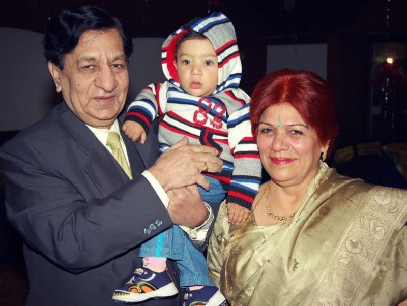 Gaurav Chopra' mom and dad
