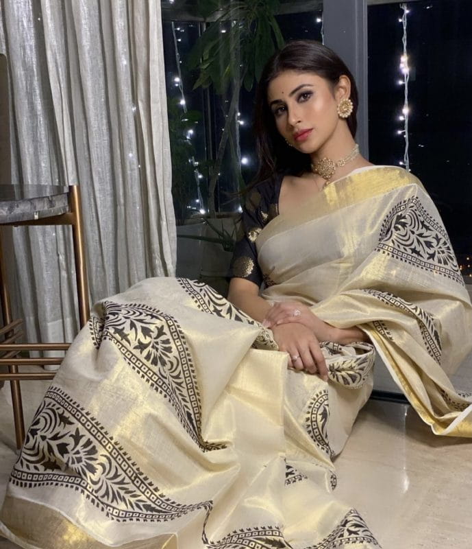 Mouni Roy
