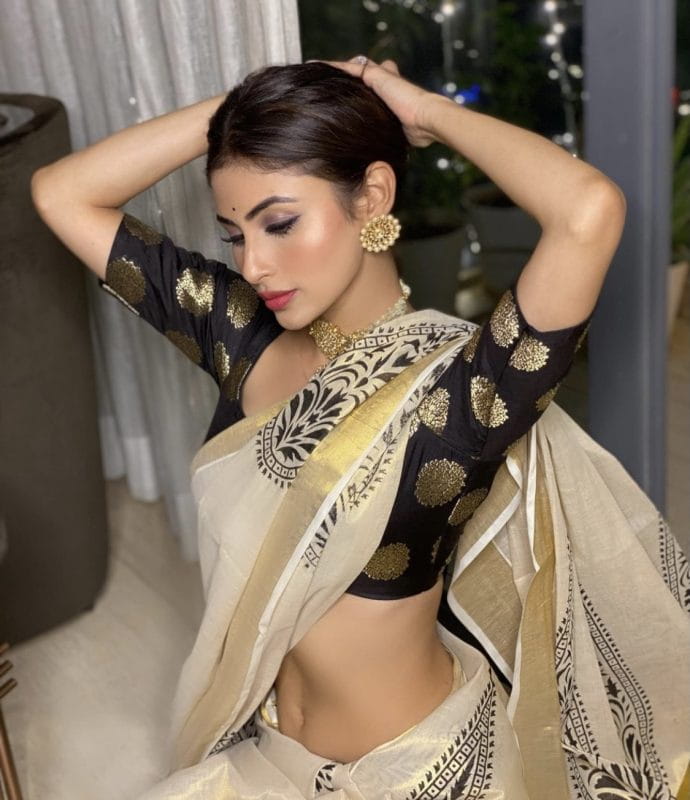 Mouni Roy

