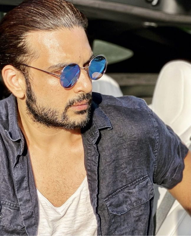 Karan Kundra
