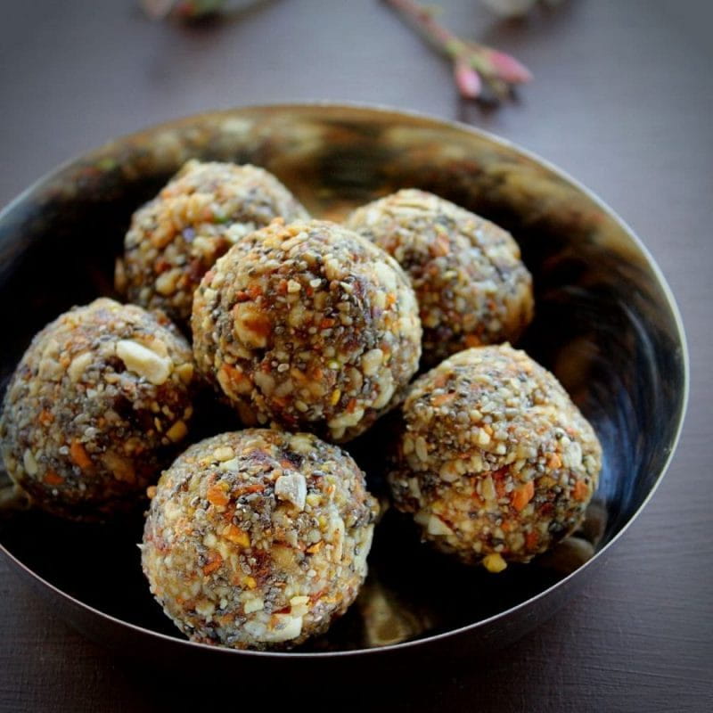 Oats Dry Fruits Ladoo