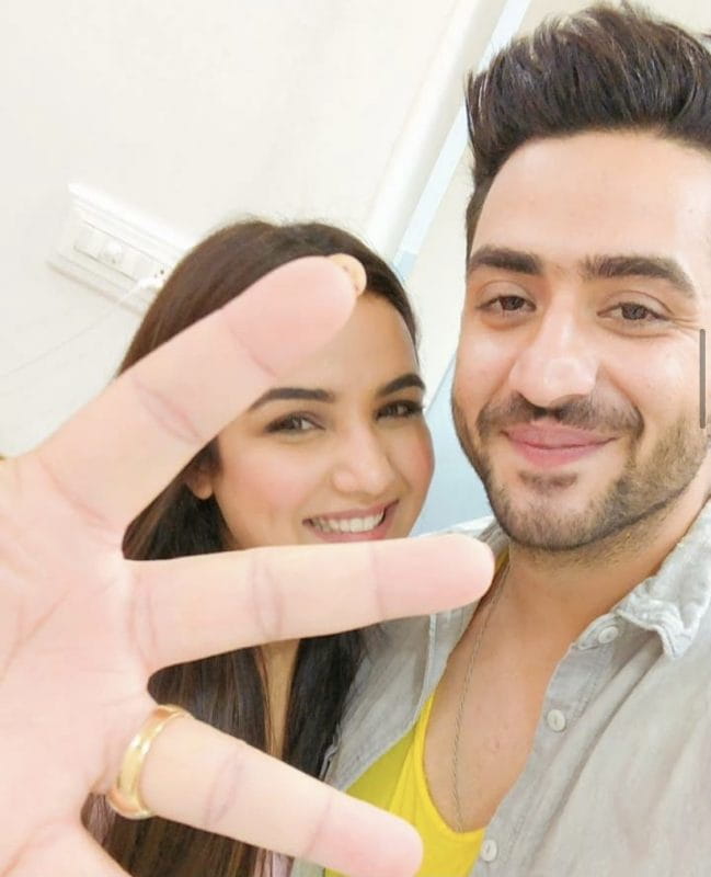 Jasmin Bhasin and Aly Goni