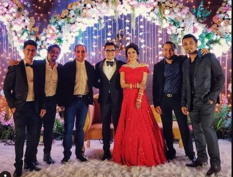 Aditya Narayan and Shweta Agarwal's Wedding Reception