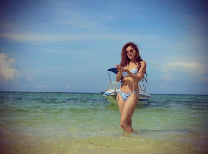 Rubina Dilaik in Bikini