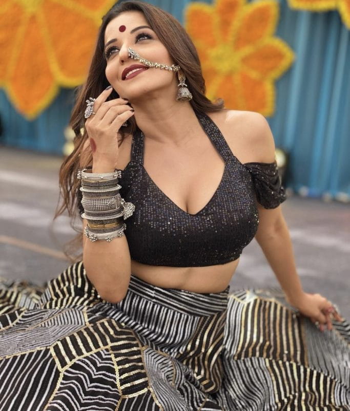 Bhojpuri Diva Monalisa