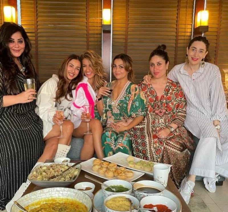 Kareena Kapoor With Her Girls Gang
