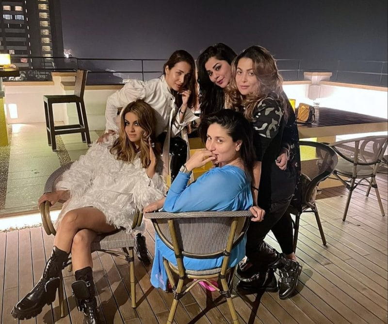 Kareena Kapoor With Her Girls Gang