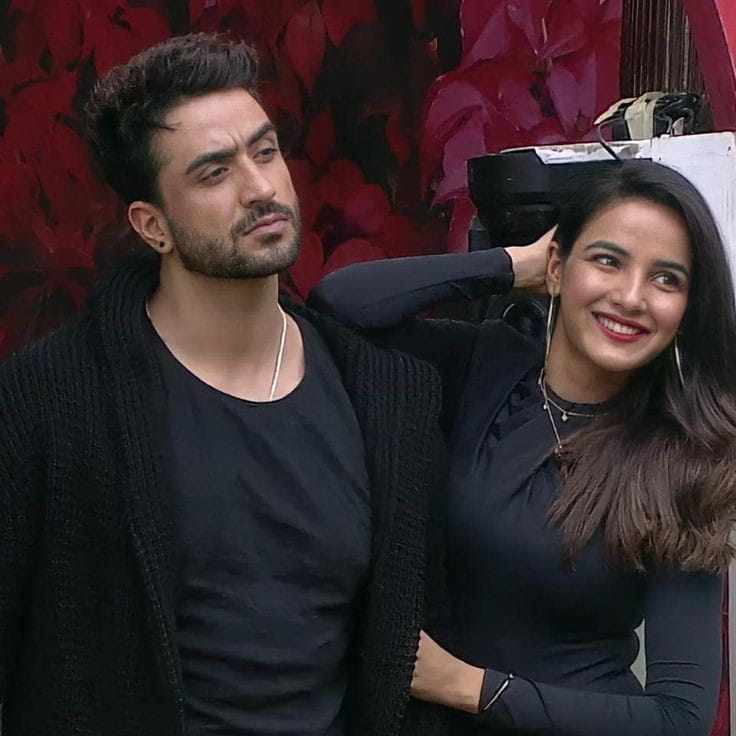 Jasmin Bhasin With Aly Goni