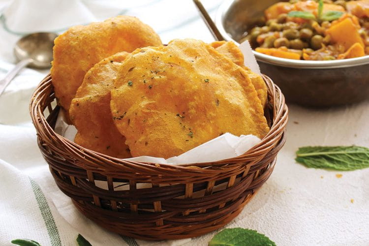 Makke-Methi Ki Poori