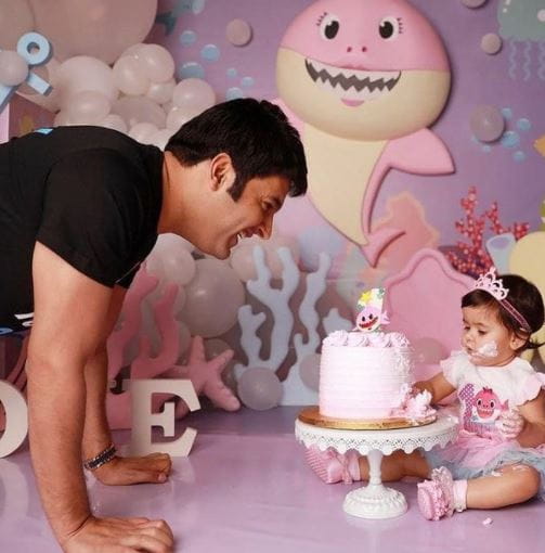 Kapil Sharma With Baby Anayra