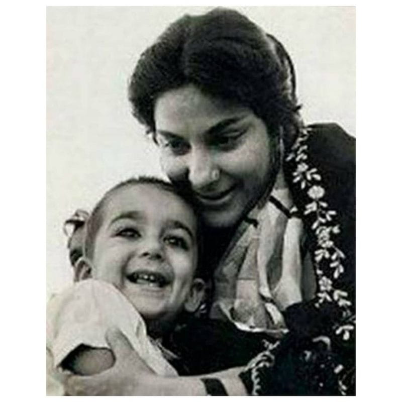 Sanjay Dutt With His Mother Nargis Dutt