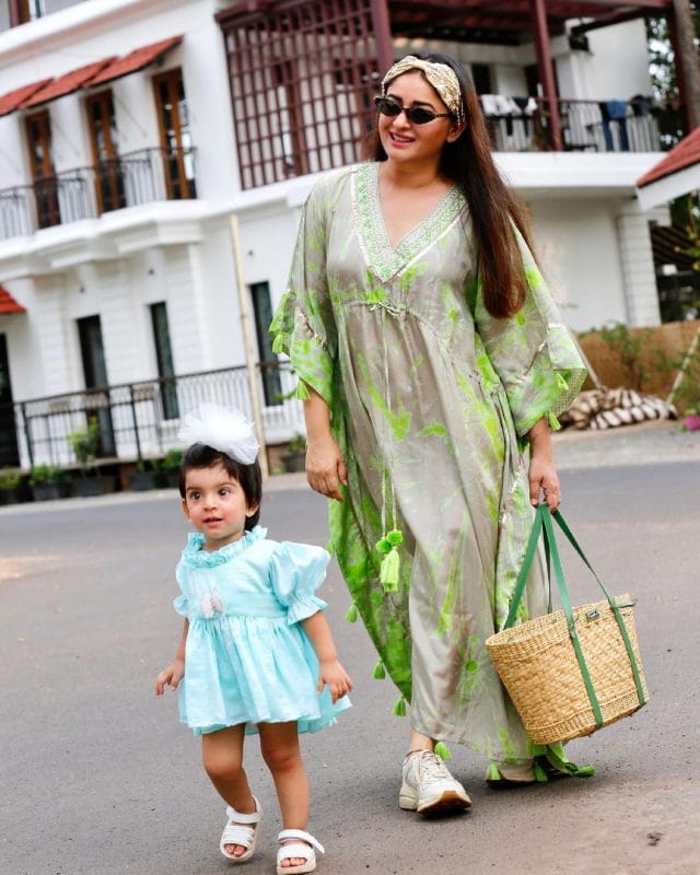 Jay Bhanushali And Mahhi Vij Daughter Tara