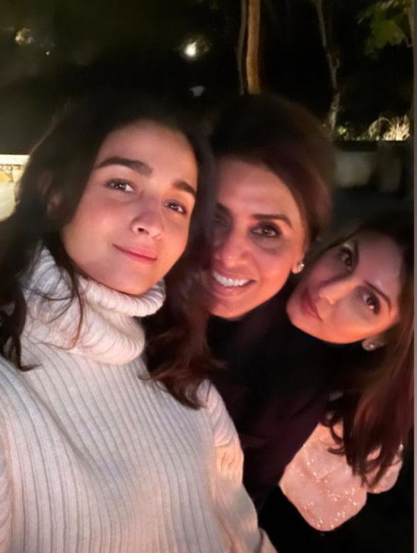 Neetu Kapoor with Alia Bhatt