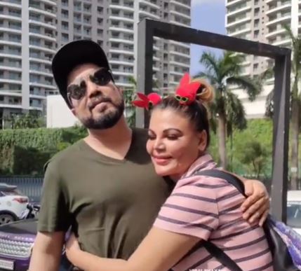 Mika Singh and Rakhi Sawant