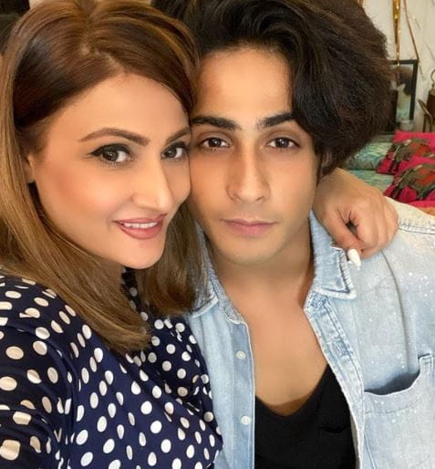 Urvashi Dholakia With Her Twin Sons