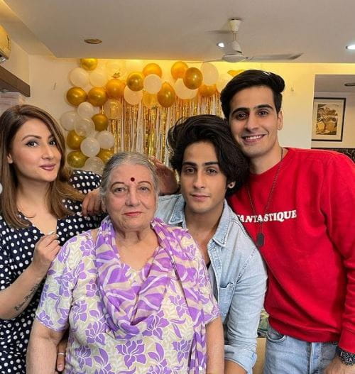 Urvashi Dholakia With Her Twin Sons