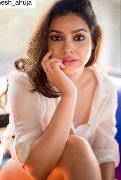 Sumona Chakravarti