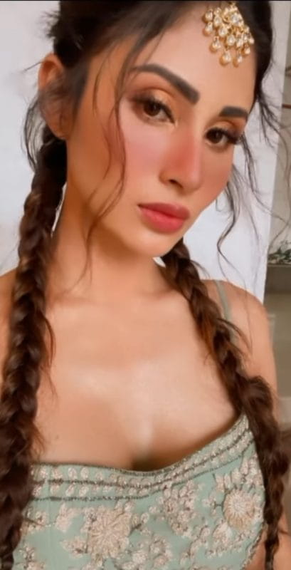 Mouni Roy