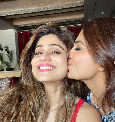 Shilpa Shetty and Sister Shamita