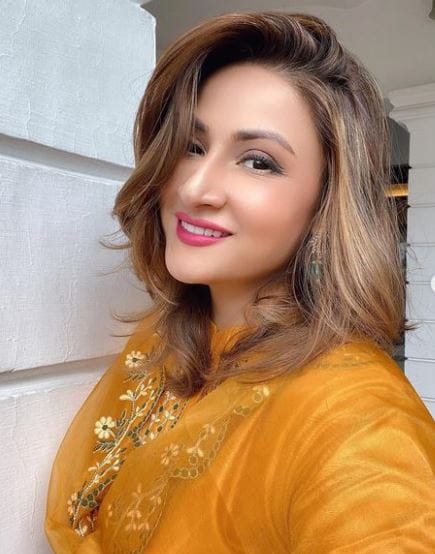 Urvashi Dholakia
