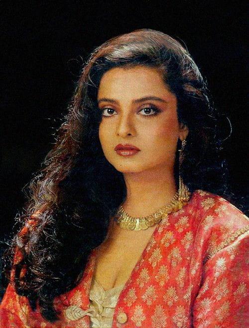  Rekha