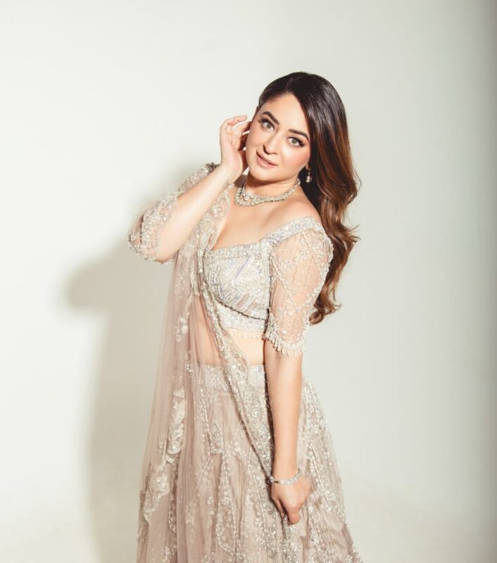 Mahhi Vij