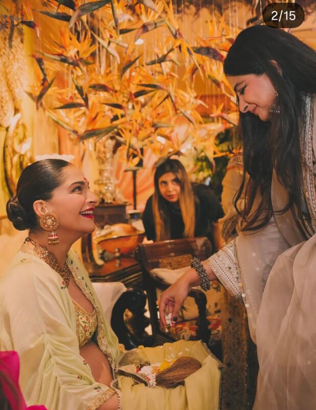 Sonam and Rhea Kapoor
