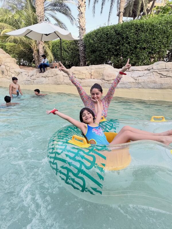Mahhi Vij with daughter Tara