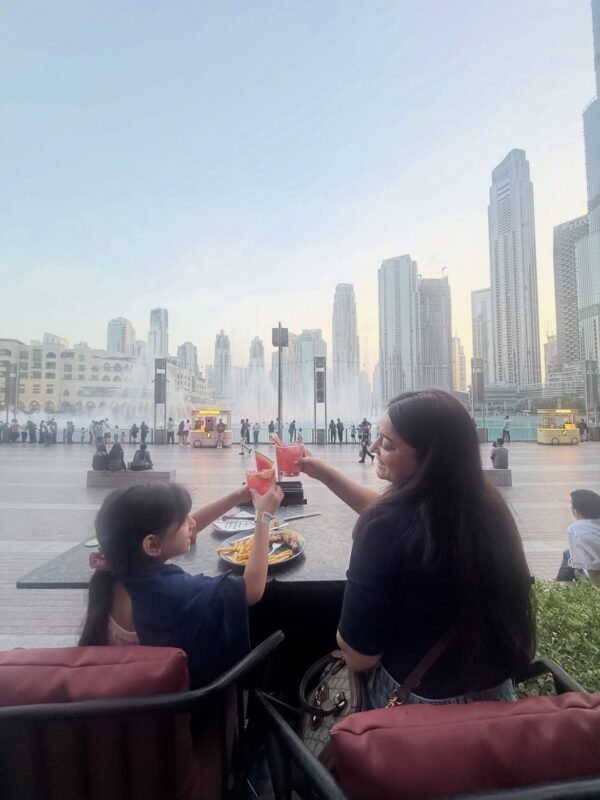 Mahhi Vij with daughter Tara