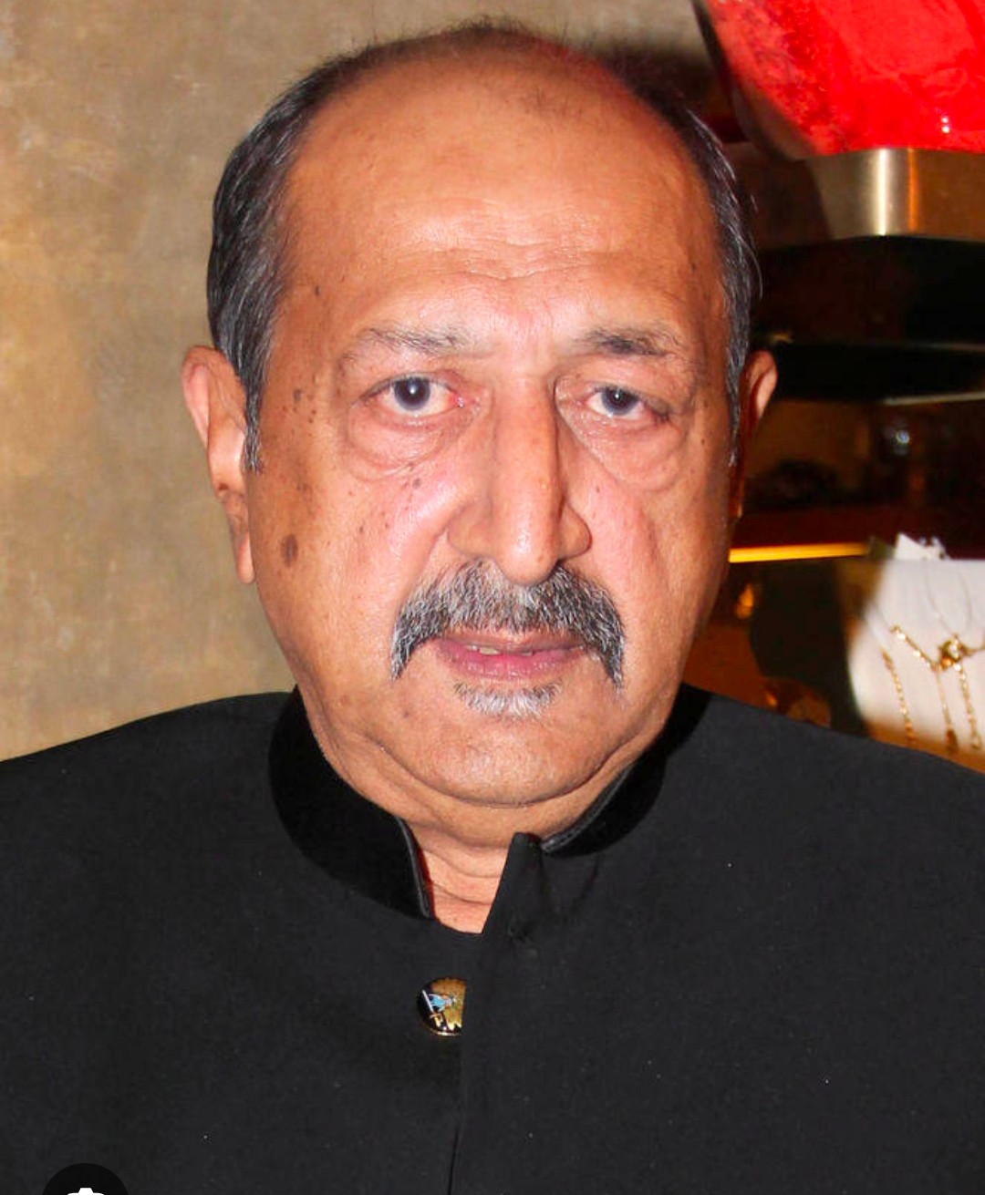 Tinnu Anand