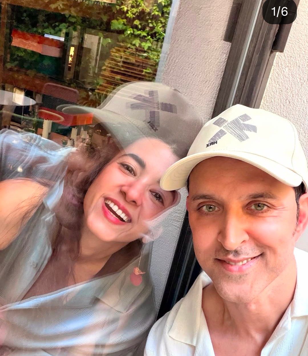 Hrithik Roshan With Girlfriend Saba Azad